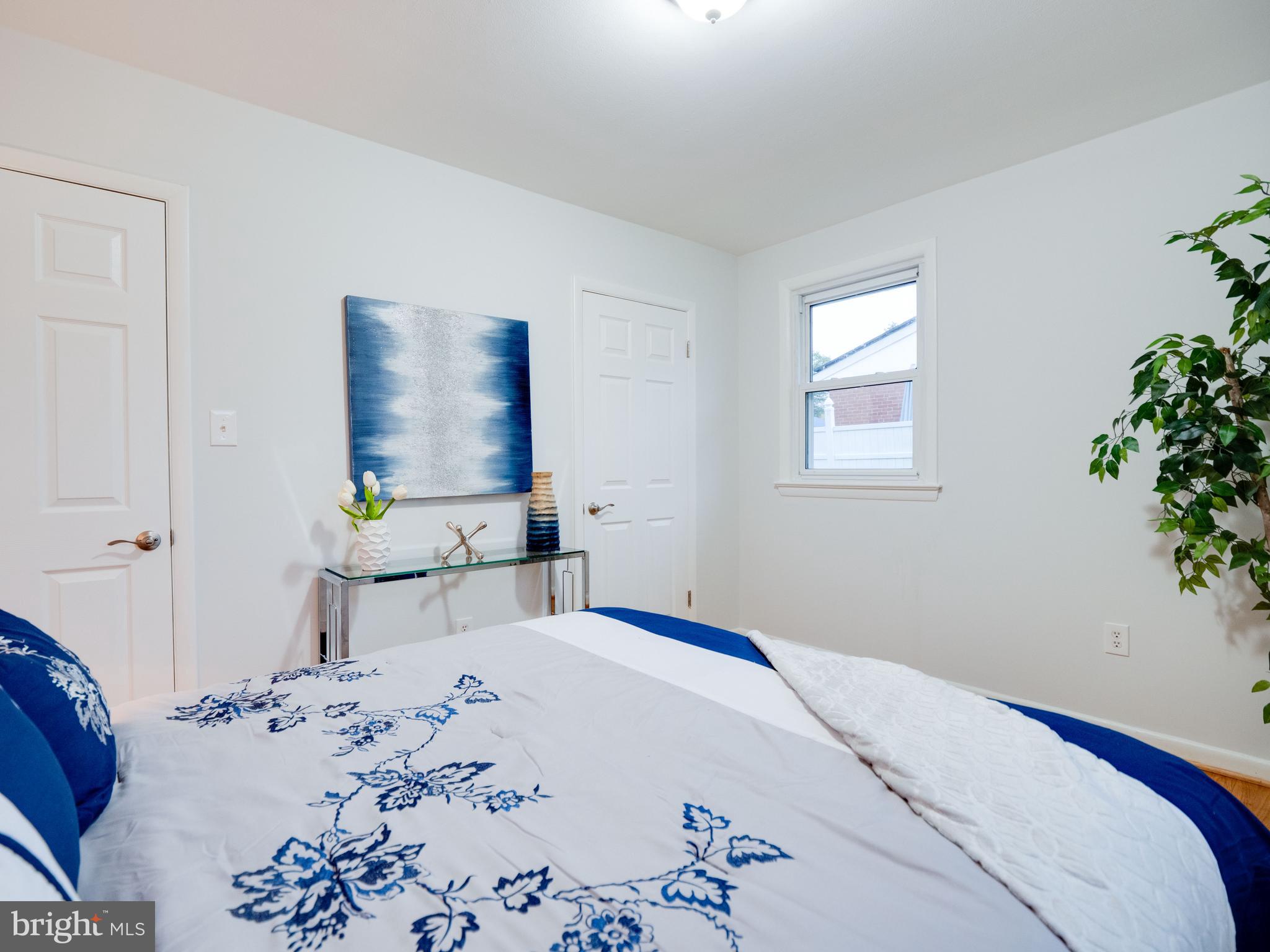 TEMPLE WOODS - Residential