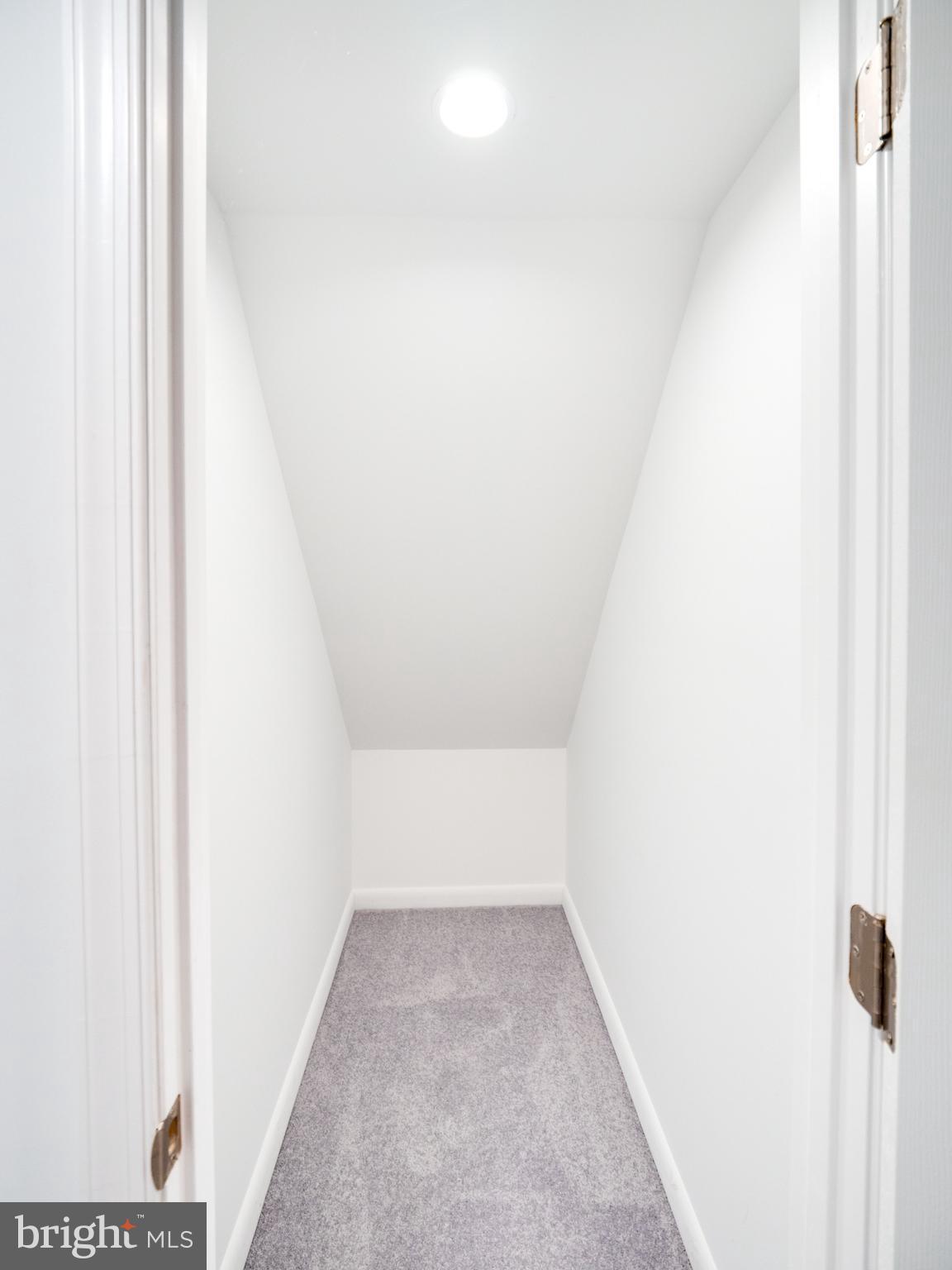 TEMPLE WOODS - Residential