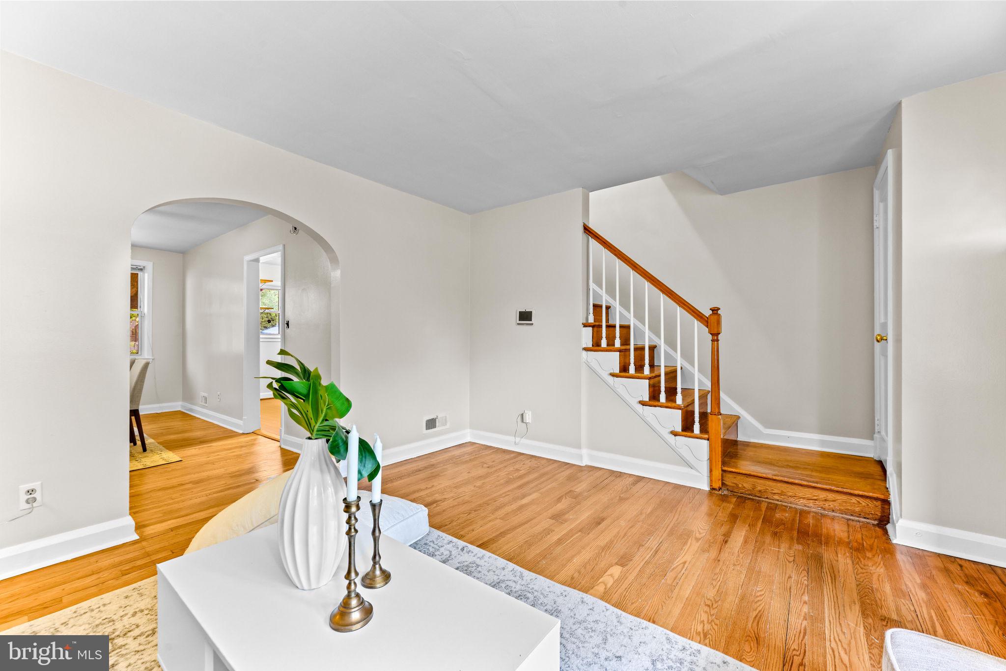 KNETTISHALL - Residential
