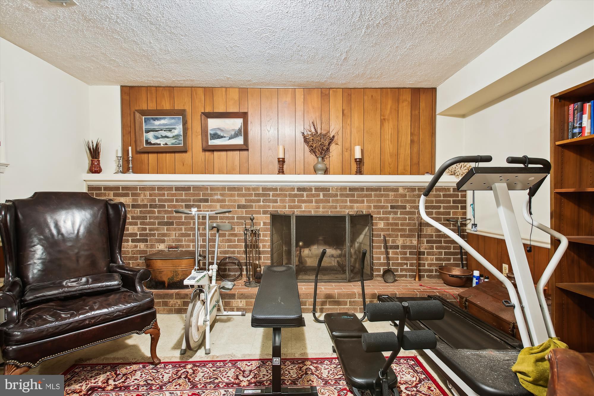 CHAIN BRIDGE FOREST - Residential