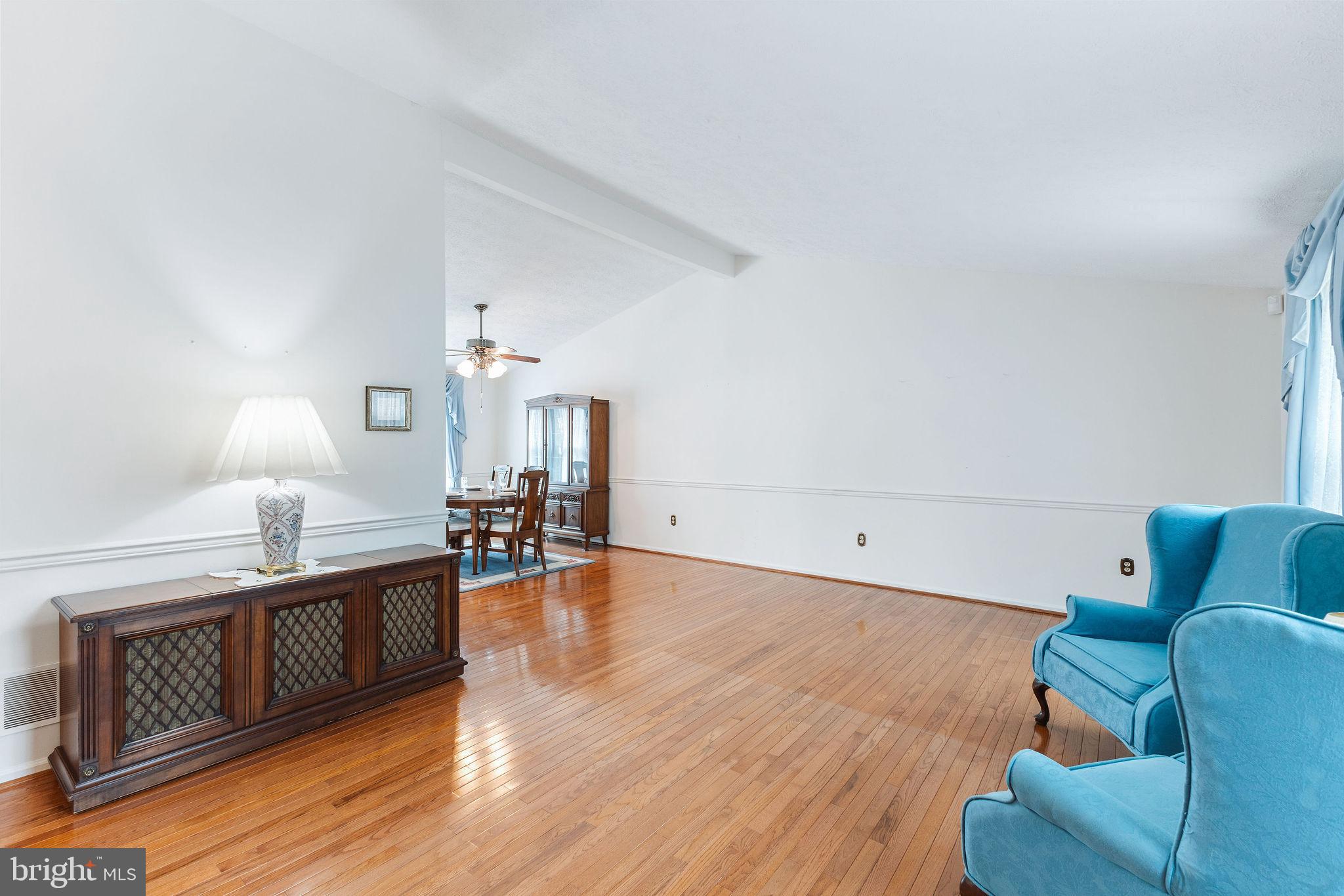 6602 JUNE APPLE COURT