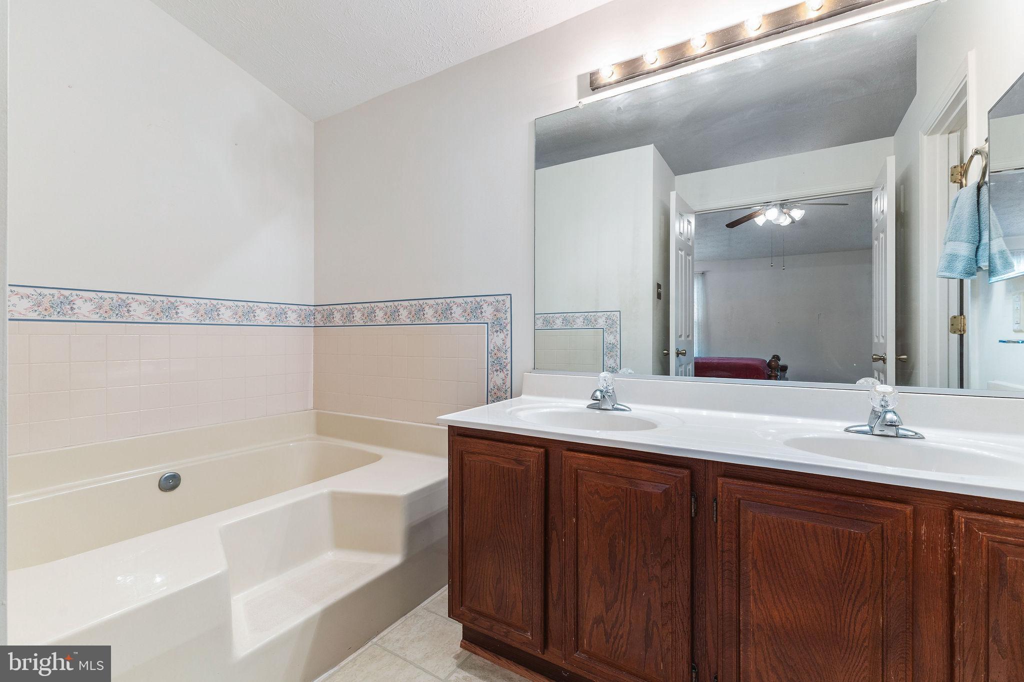 SEWELLS ORCHARD - Residential