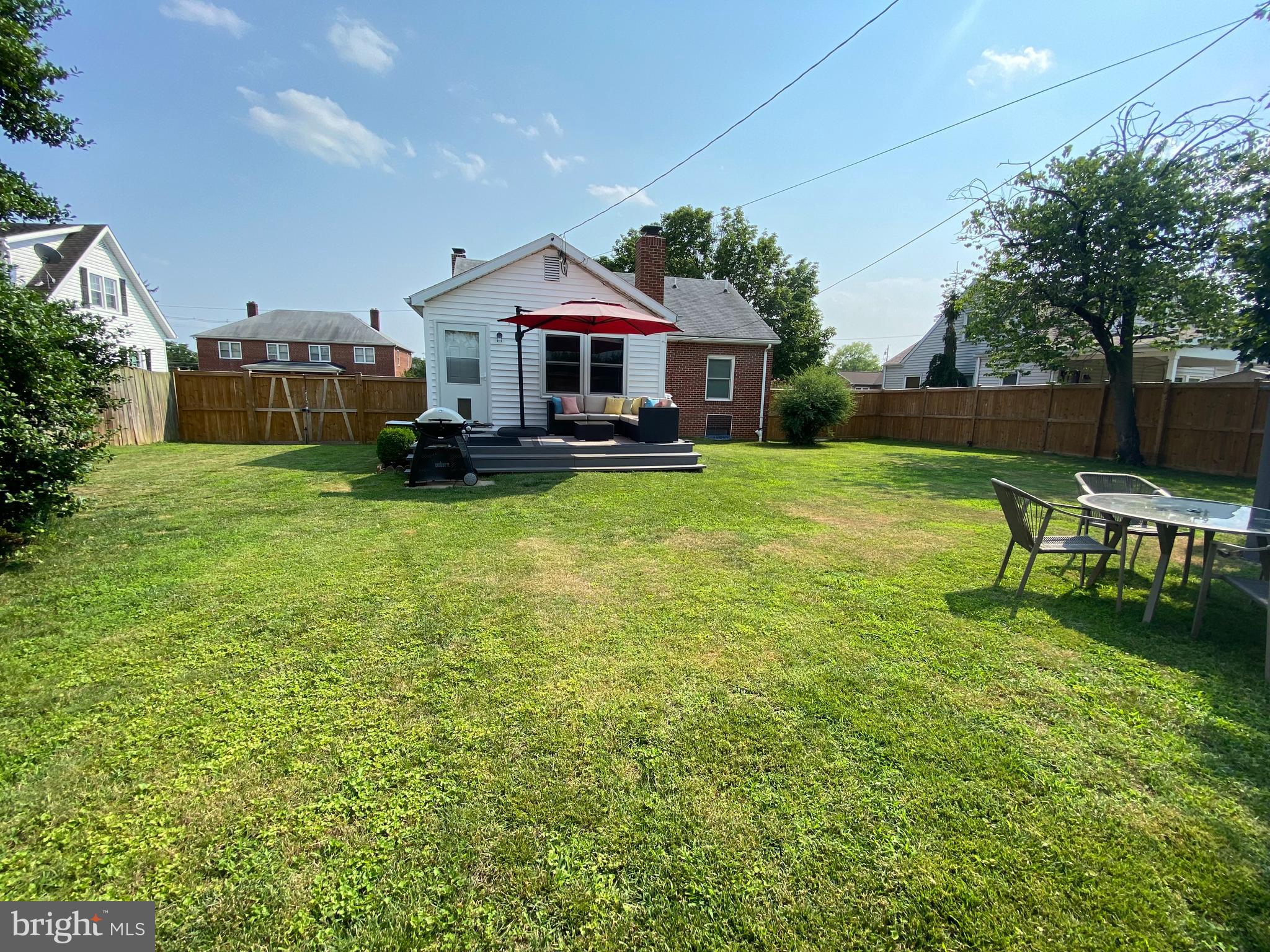 DOWNTOWN - Residential Lease