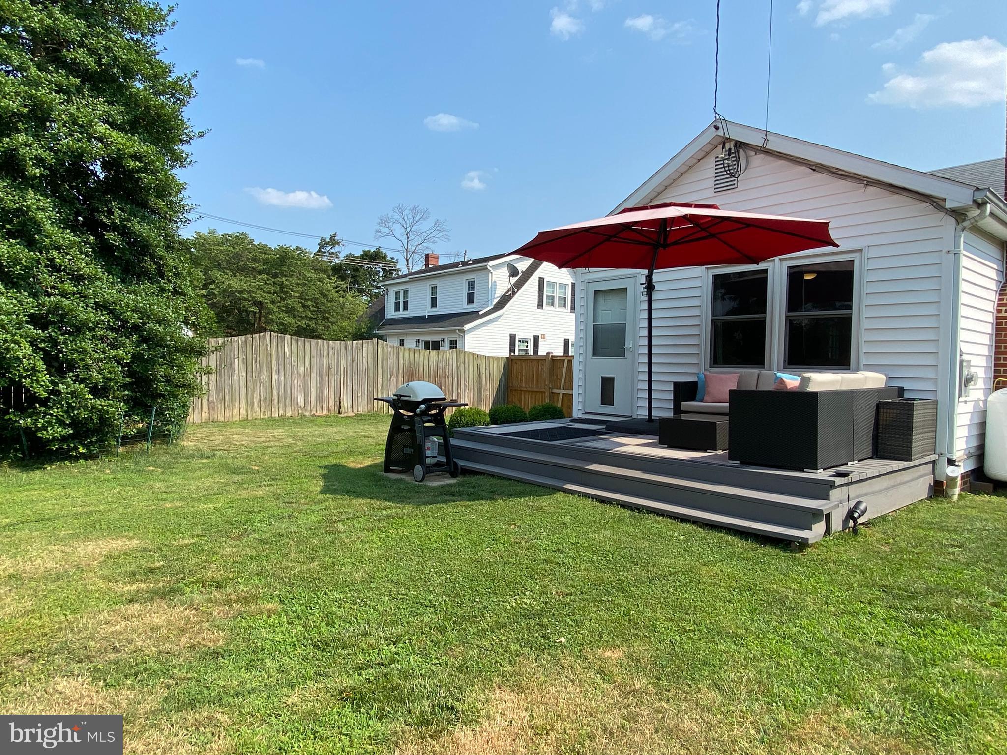 DOWNTOWN - Residential Lease