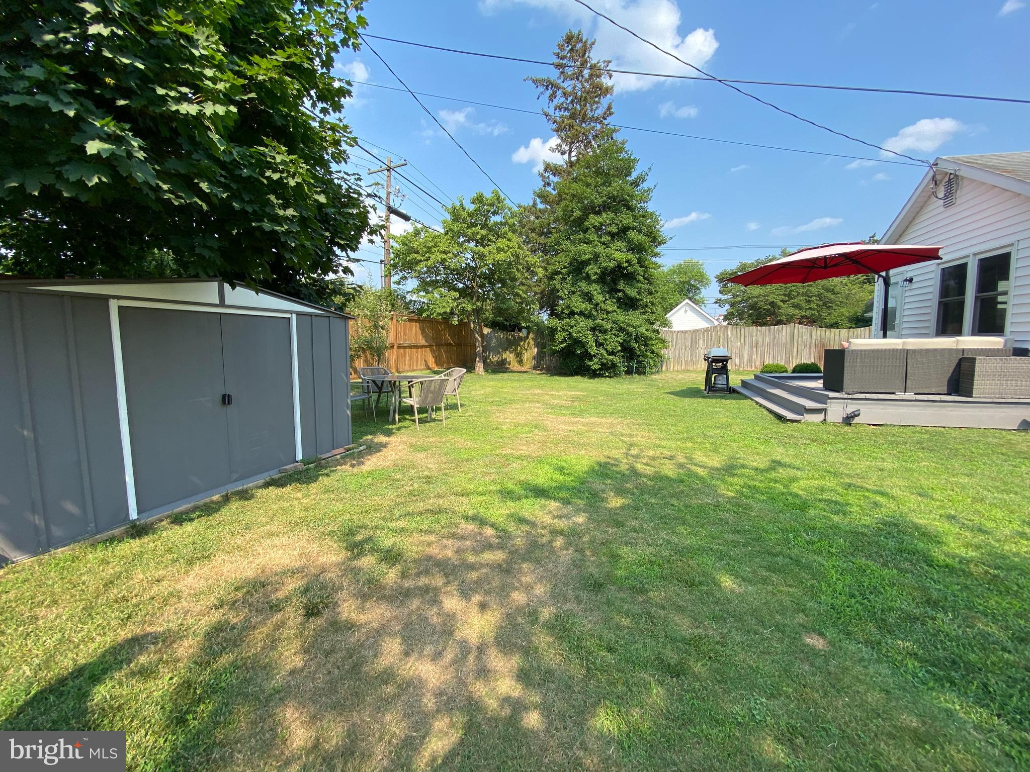 DOWNTOWN - Residential Lease