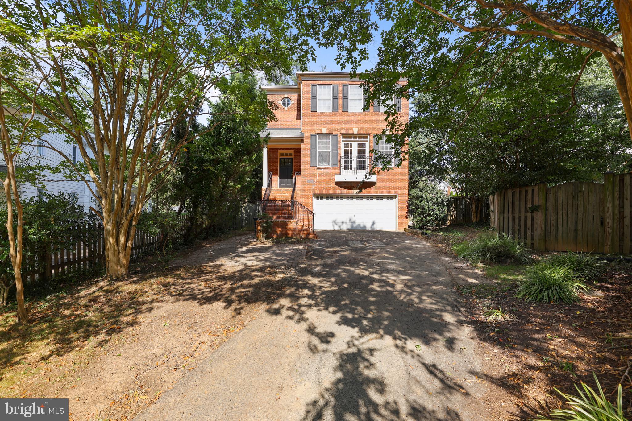 BON AIR - Residential