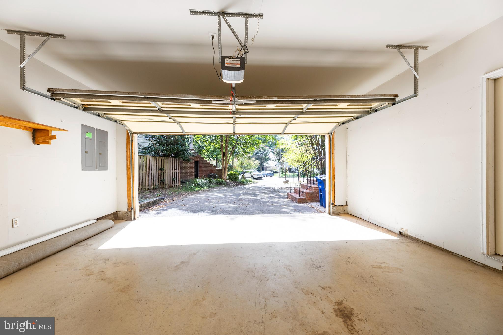 BON AIR - Residential