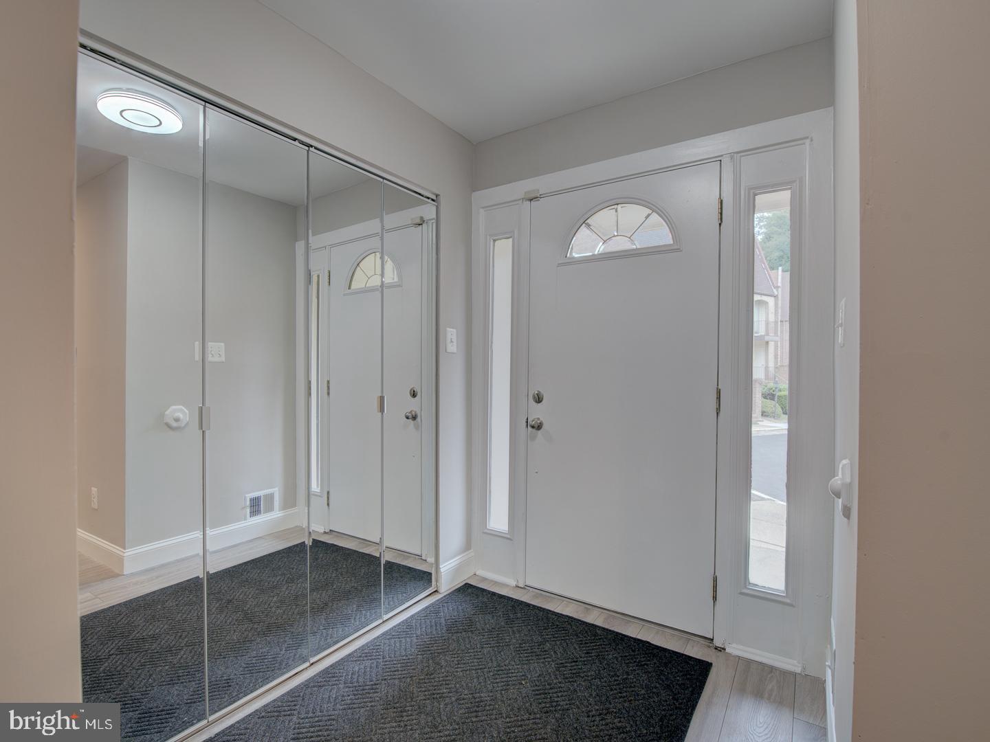 TYSONS COURT - Residential Lease