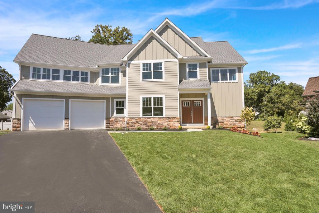 Photo of 11 WILLIAM FLYNN CIR, LANCASTER, PA 17601 (MLS # PALA2039530)