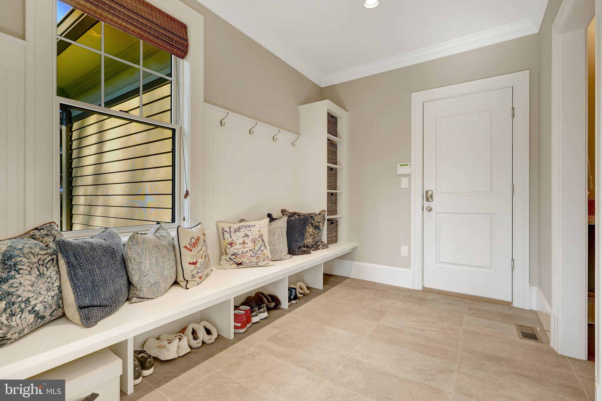 RIVER OAKS - Residential