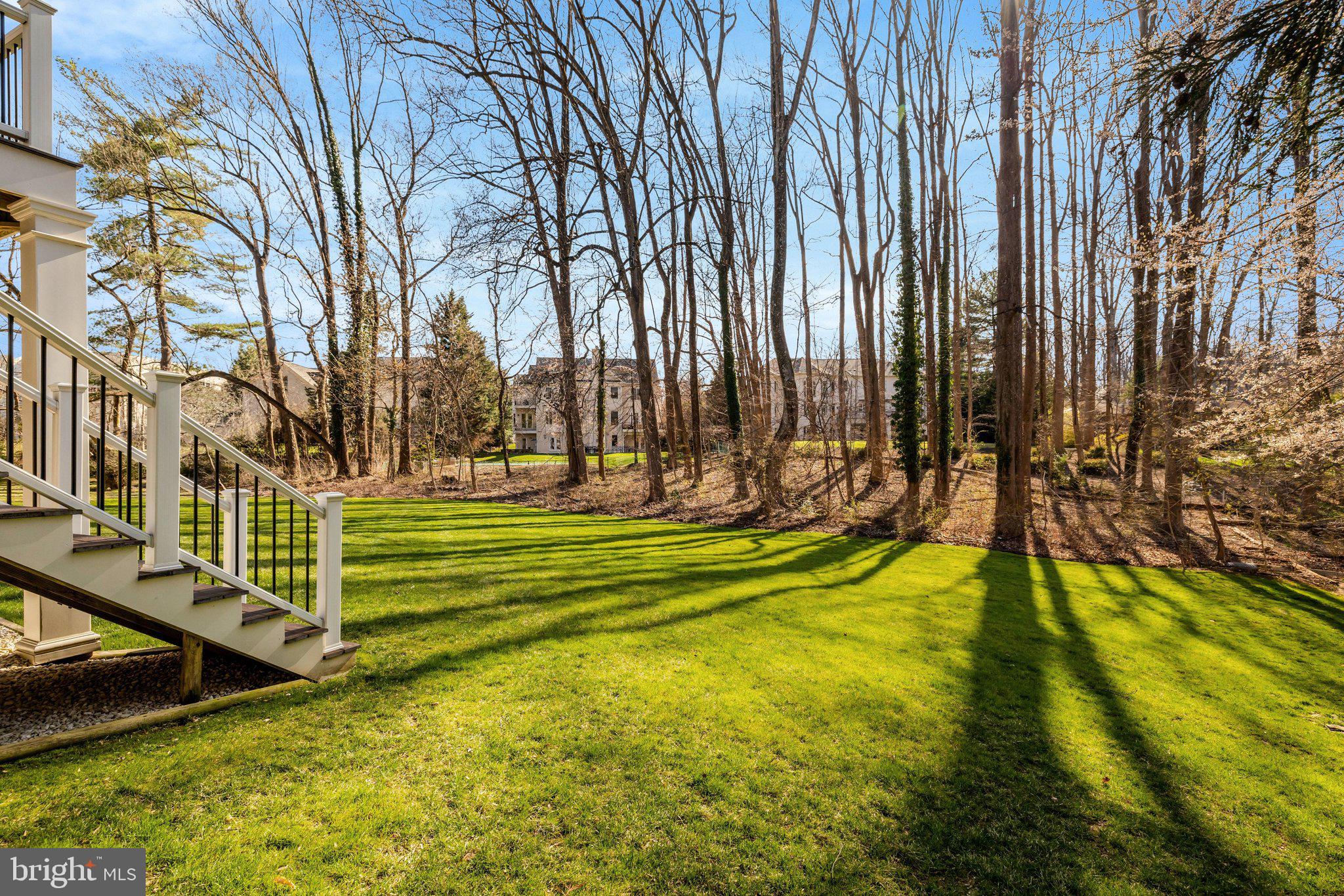 RIVER OAKS - Residential