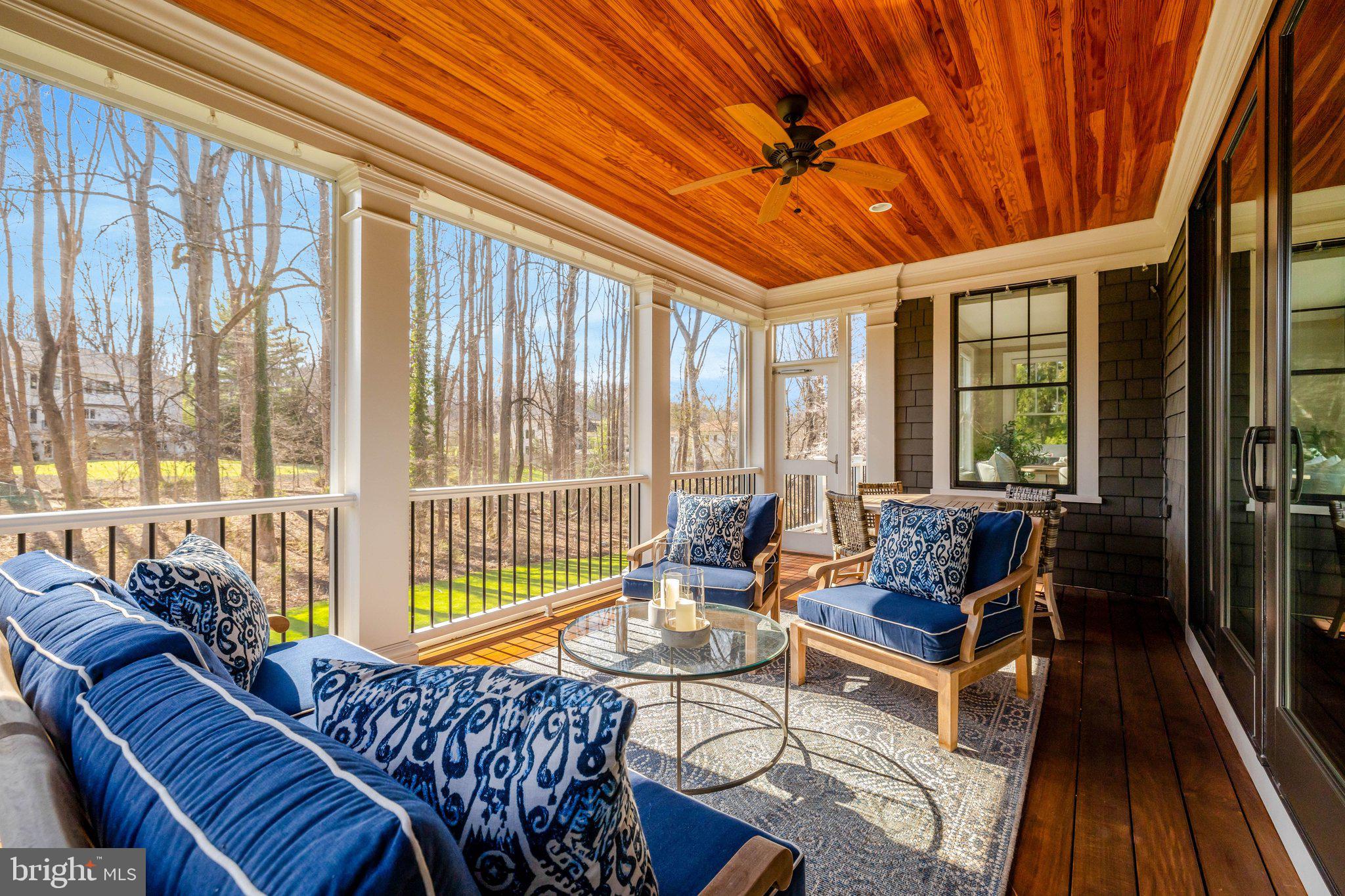 RIVER OAKS - Residential