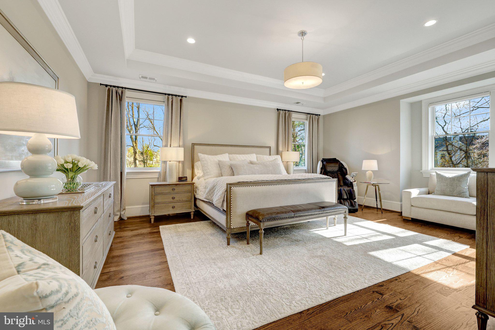 RIVER OAKS - Residential