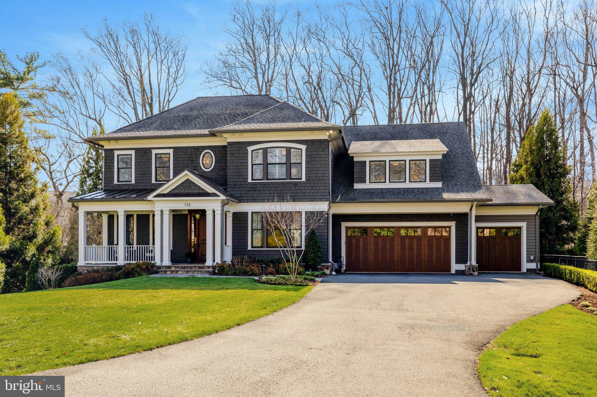 RIVER OAKS - Residential