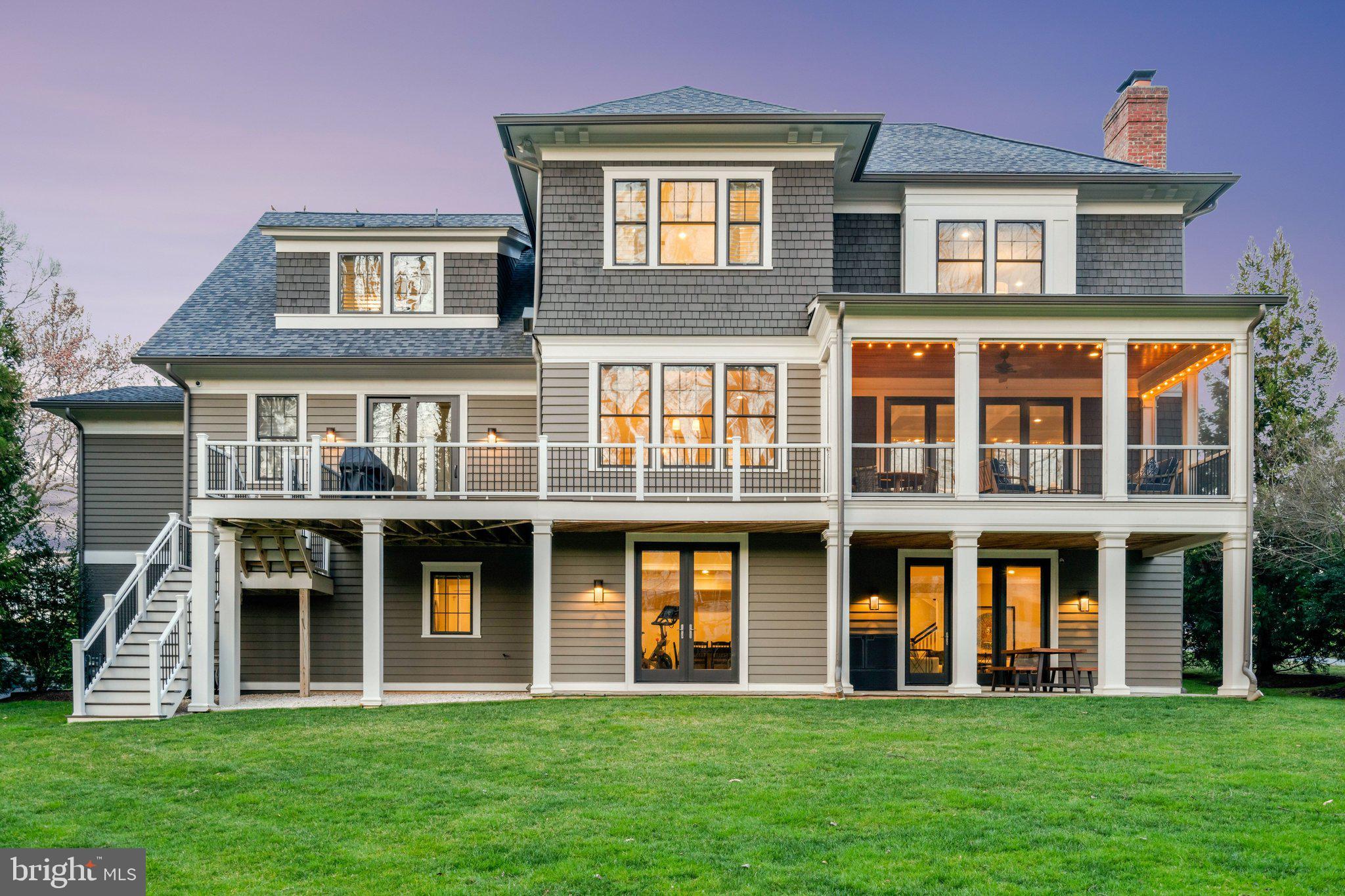 RIVER OAKS - Residential