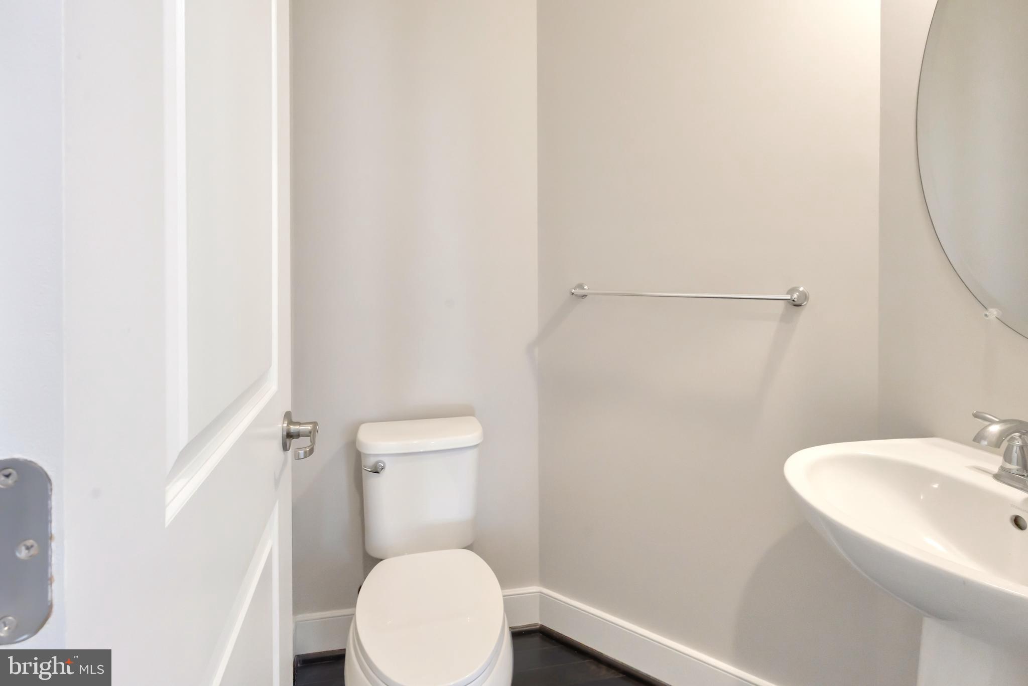 CROWN FARM - Residential