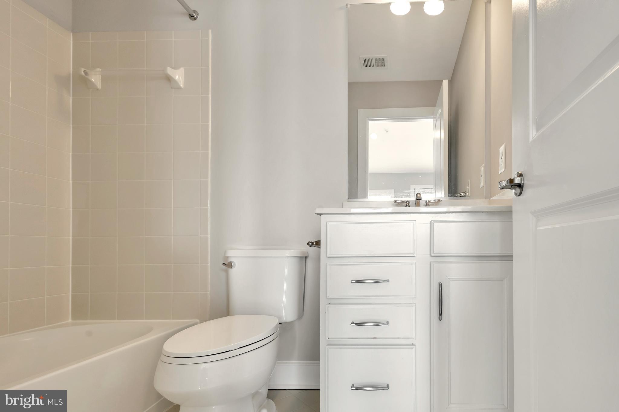 CROWN FARM - Residential