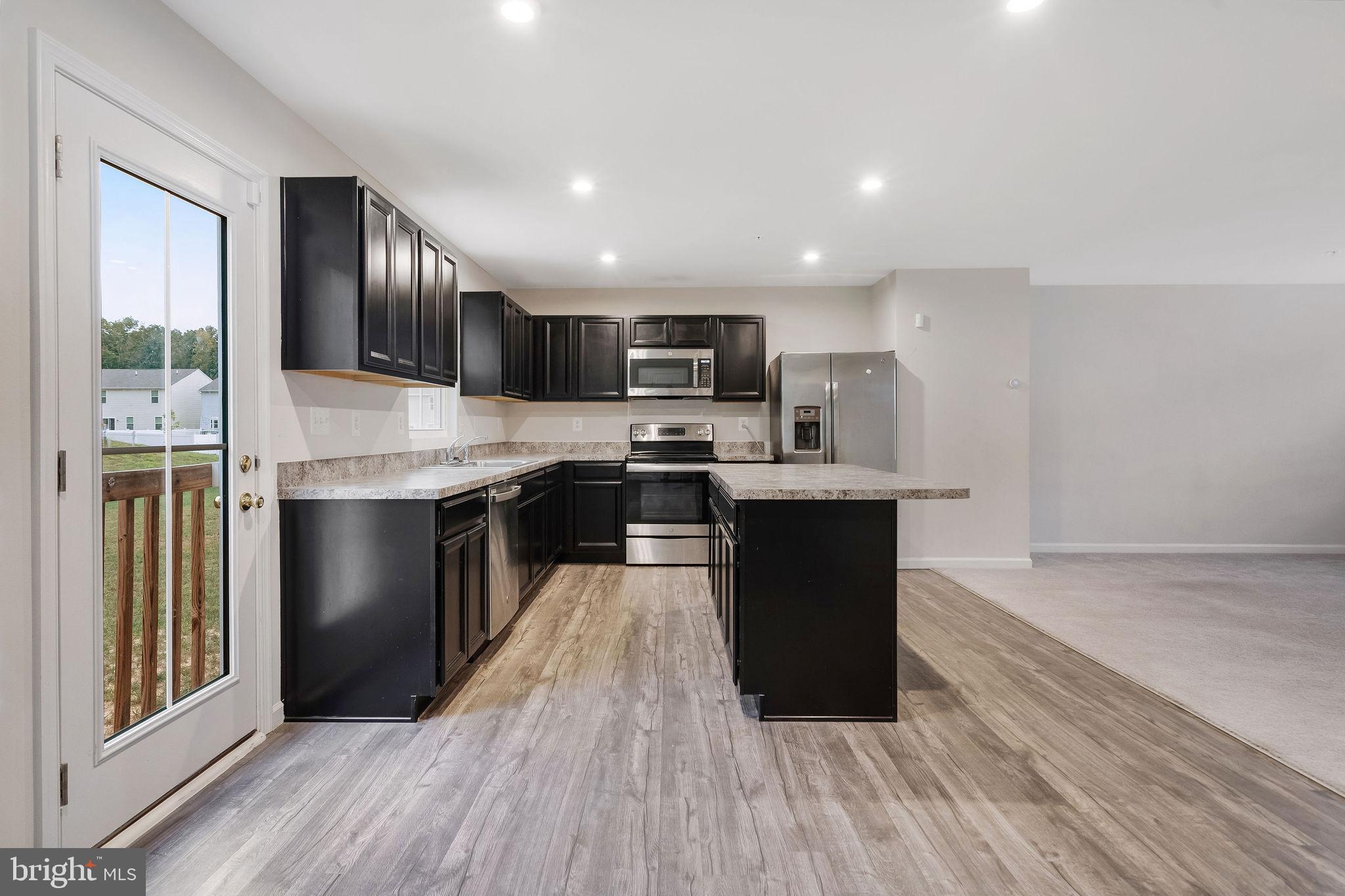 RIDGELY FOREST - Residential Lease