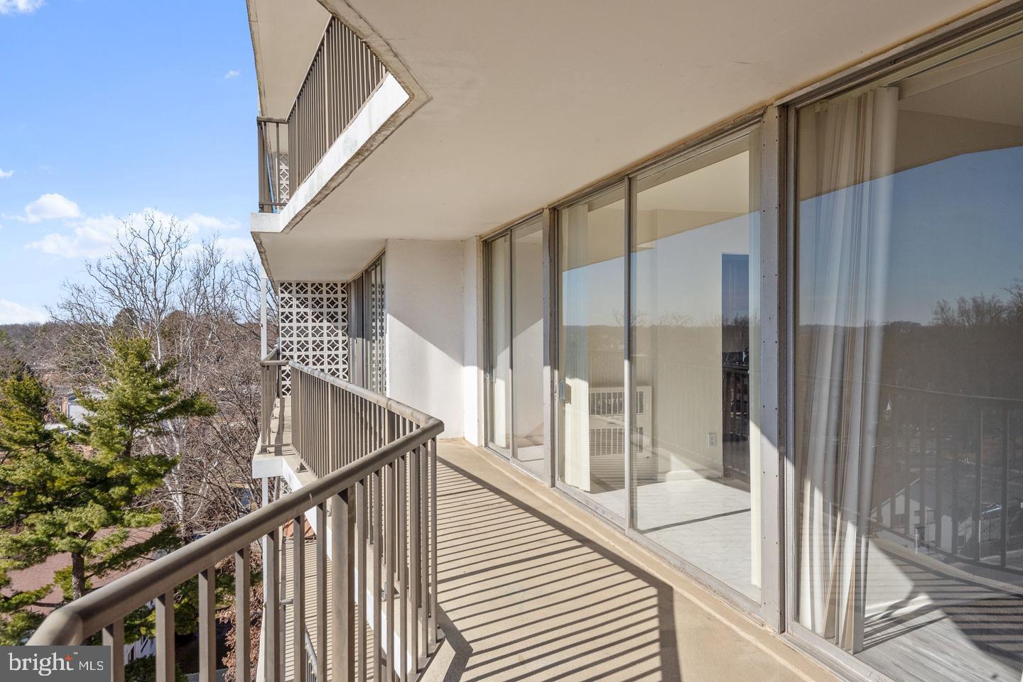 KENSINGTON - Residential Lease