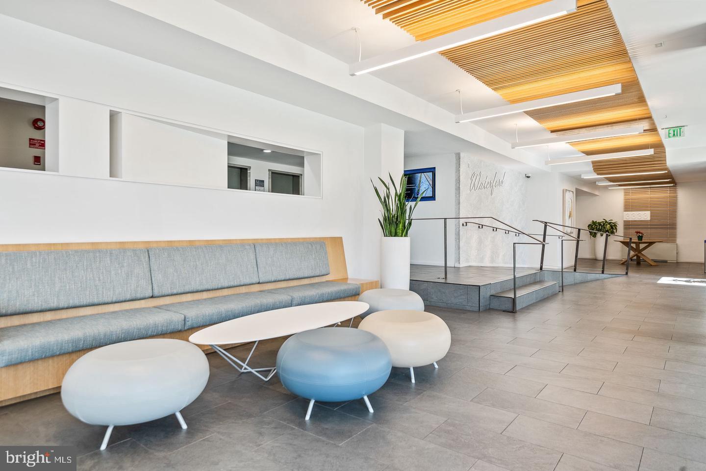 KENSINGTON - Residential Lease