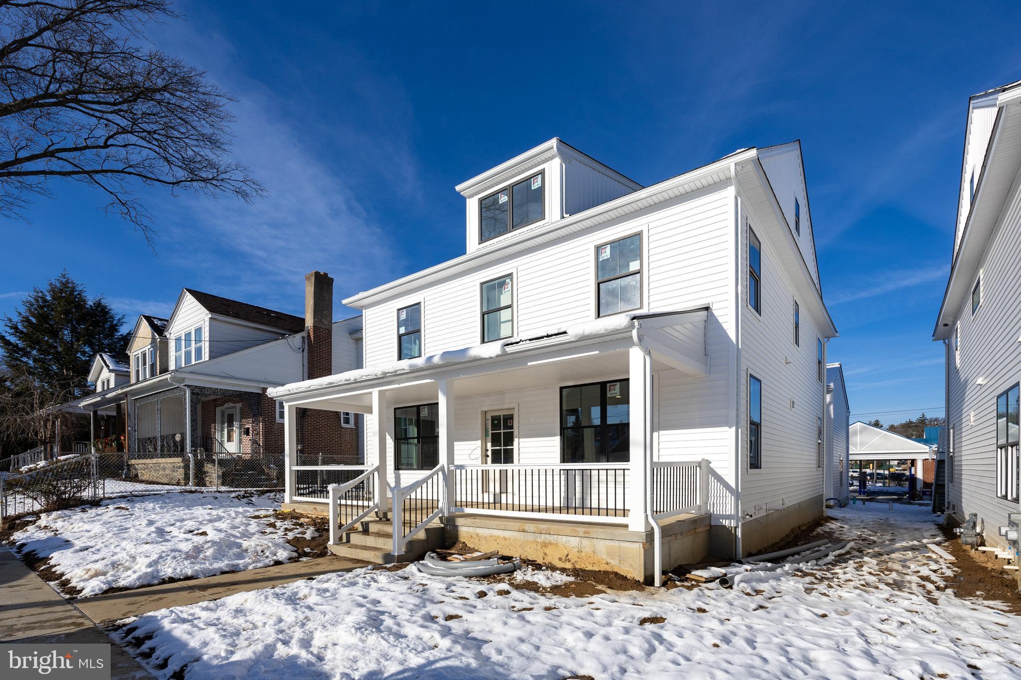 453 E FRANKLIN STREET SINGLE