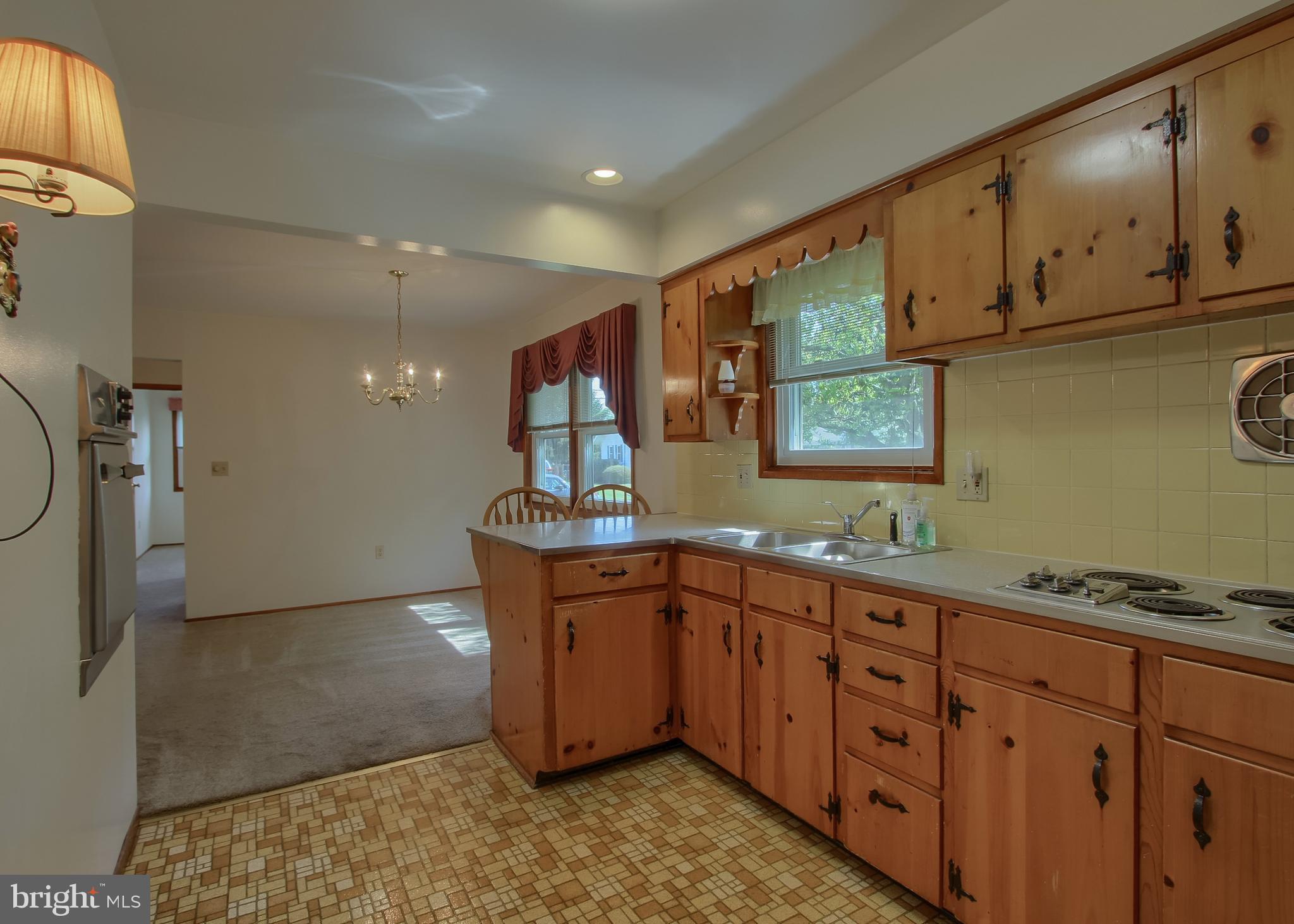 NOLL ACRES - Residential