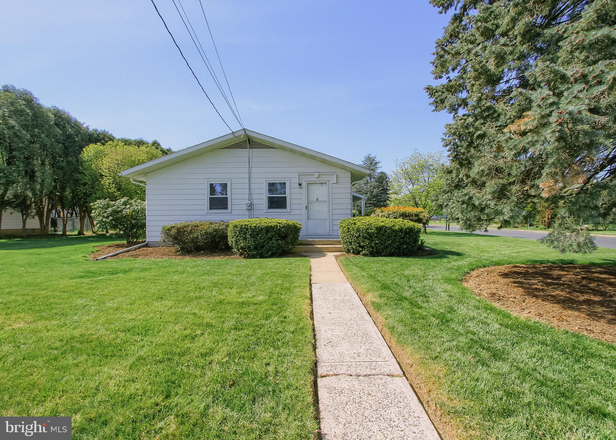 NOLL ACRES - Residential