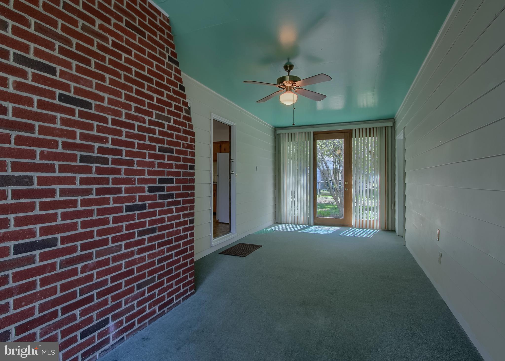 NOLL ACRES - Residential