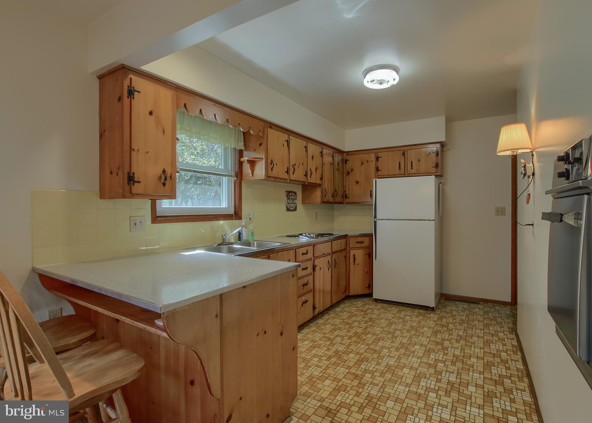 NOLL ACRES - Residential