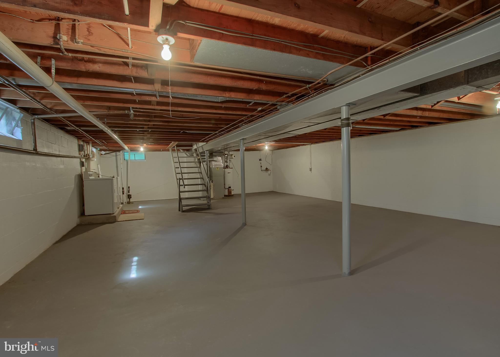 NOLL ACRES - Residential