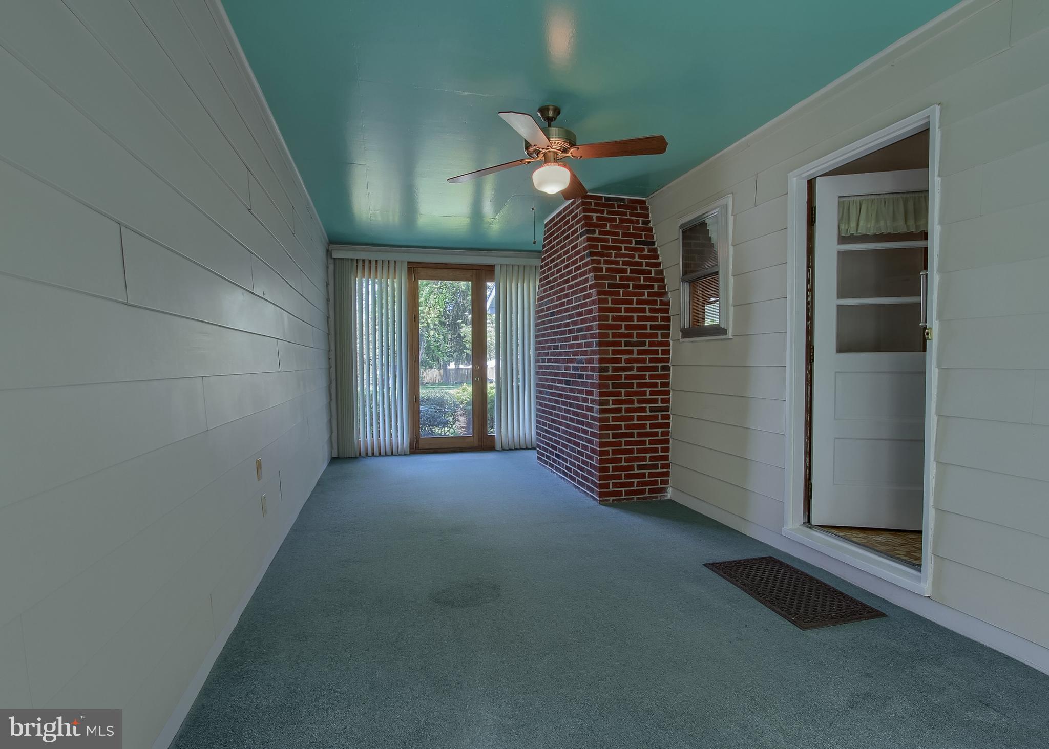 NOLL ACRES - Residential