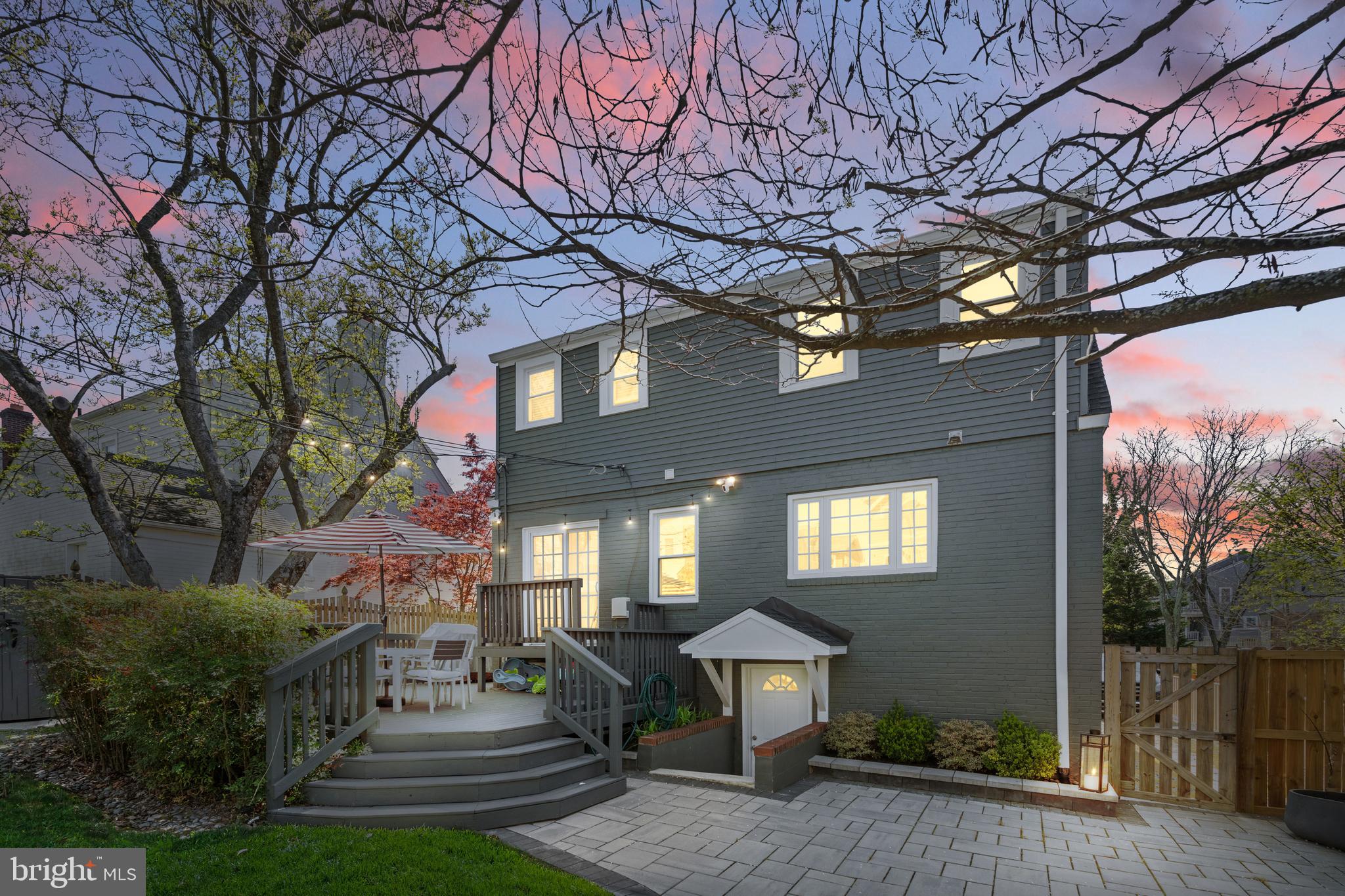 YORKTOWN - Residential