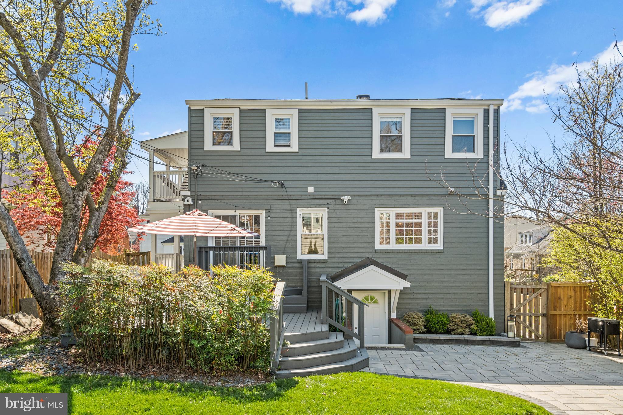 YORKTOWN - Residential