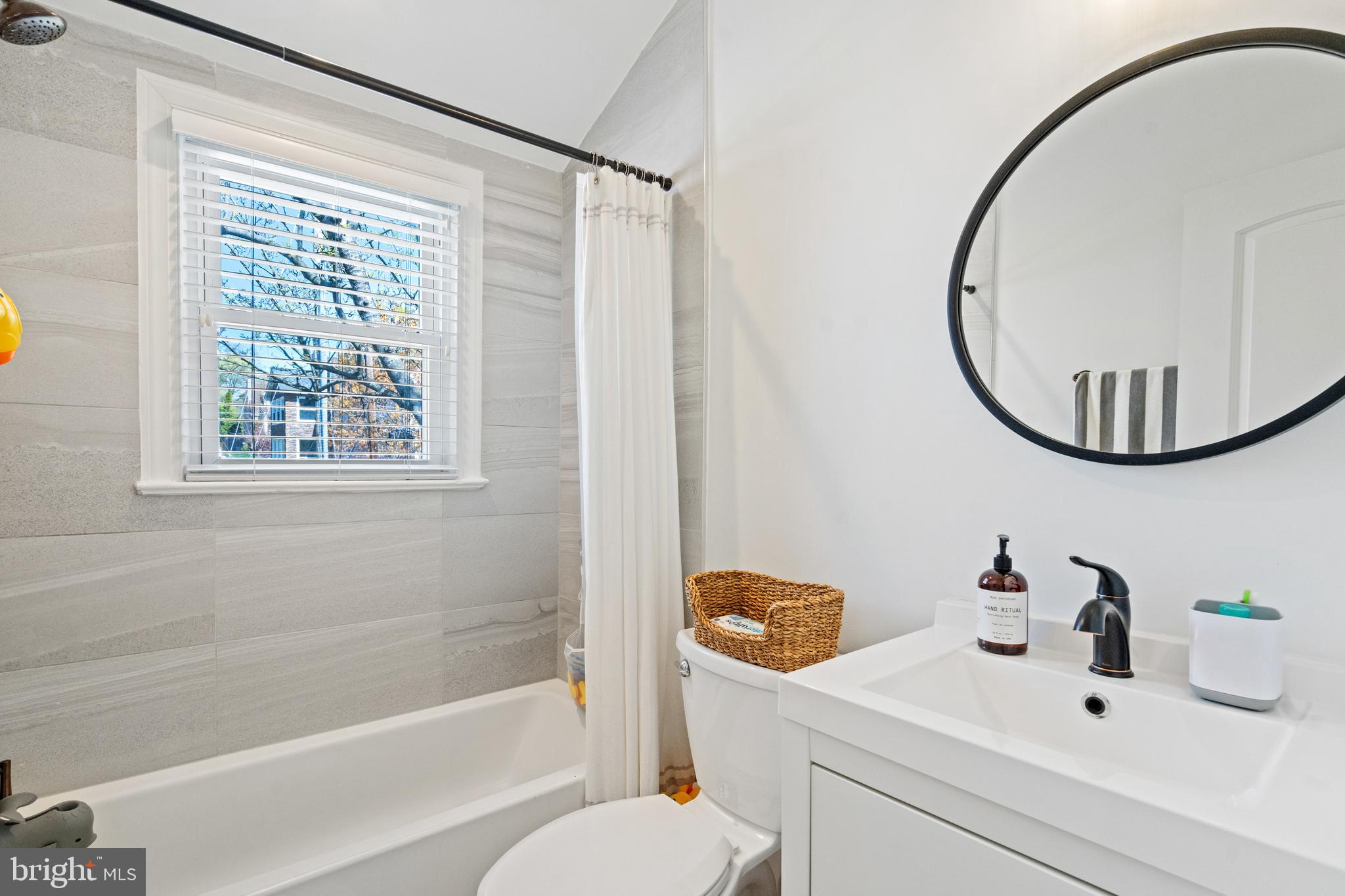 YORKTOWN - Residential