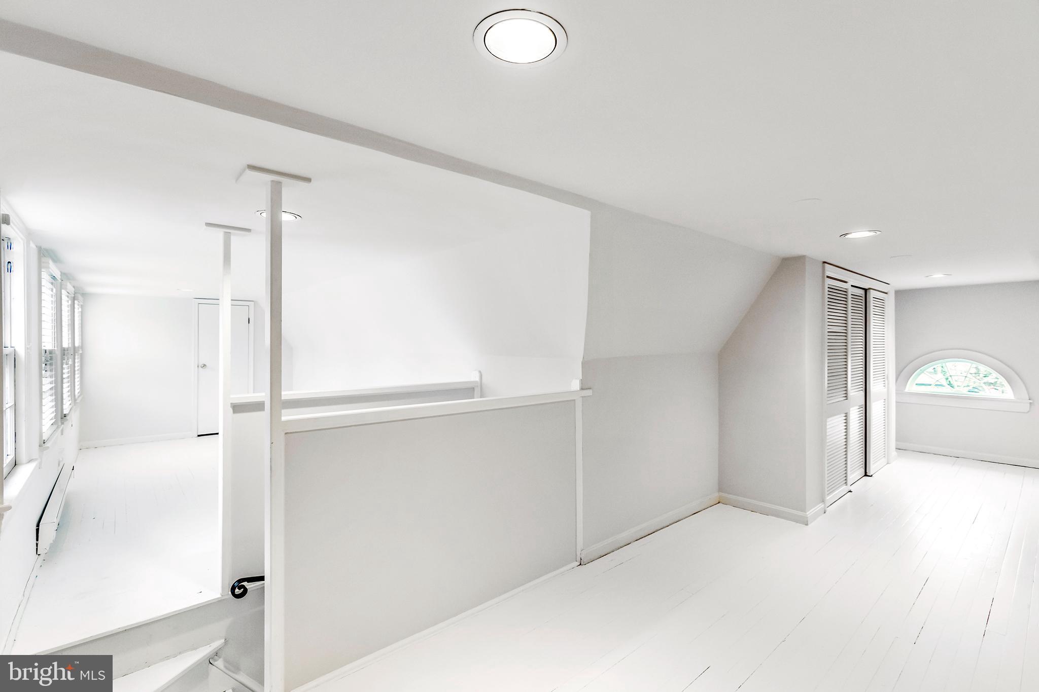 CHEVY CHASE VILLAGE - Residential