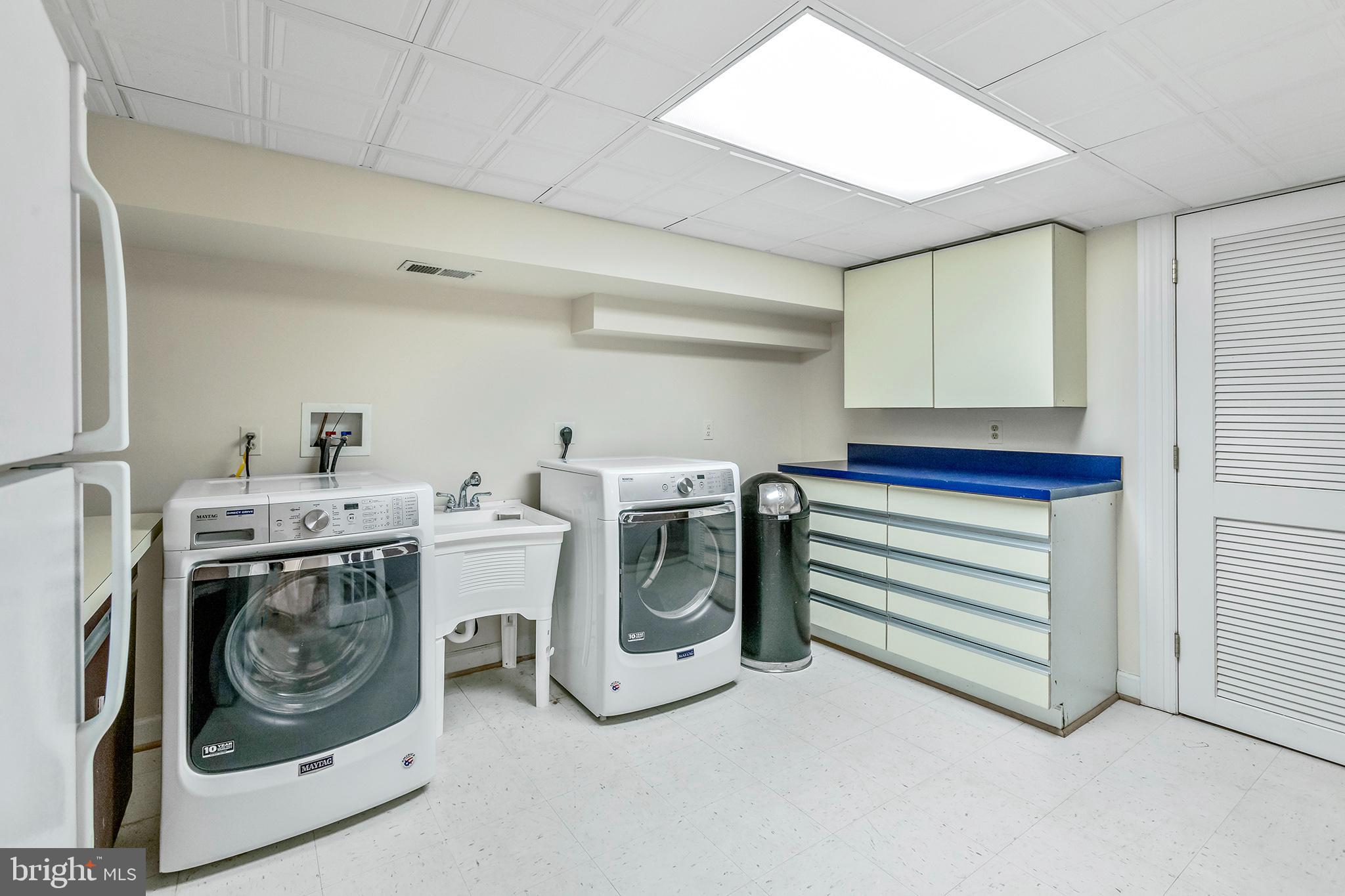 CHEVY CHASE VILLAGE - Residential