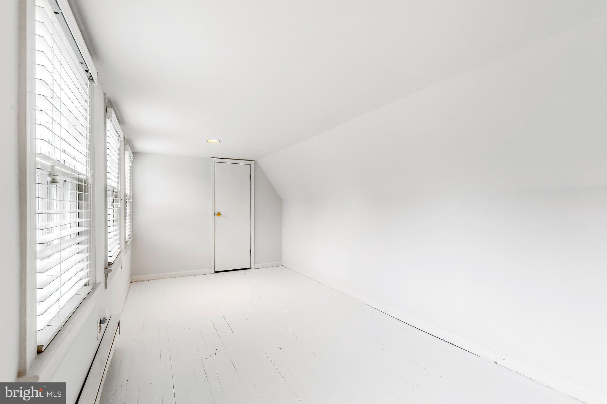 CHEVY CHASE VILLAGE - Residential