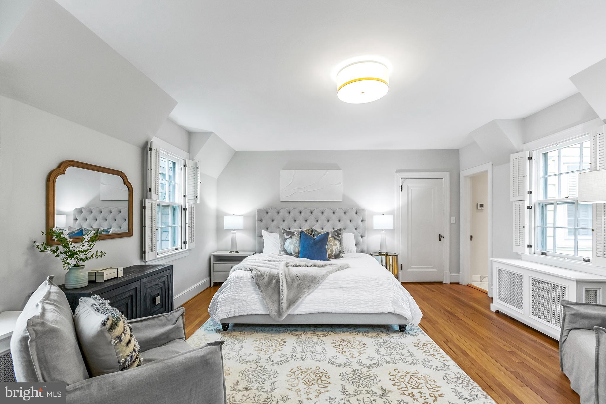 CHEVY CHASE VILLAGE - Residential