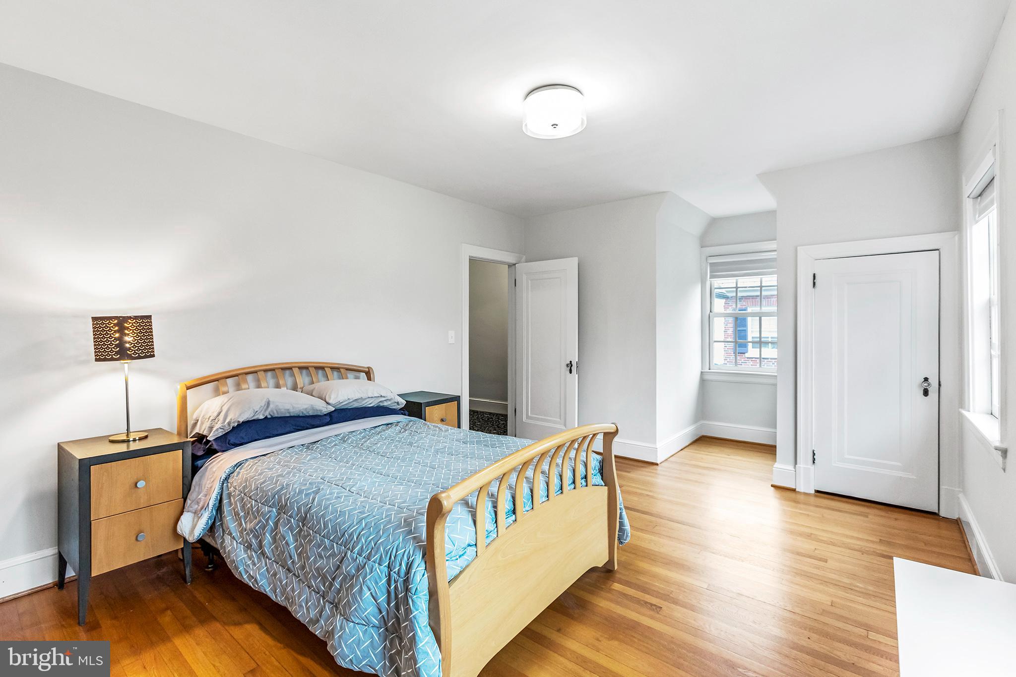 CHEVY CHASE VILLAGE - Residential