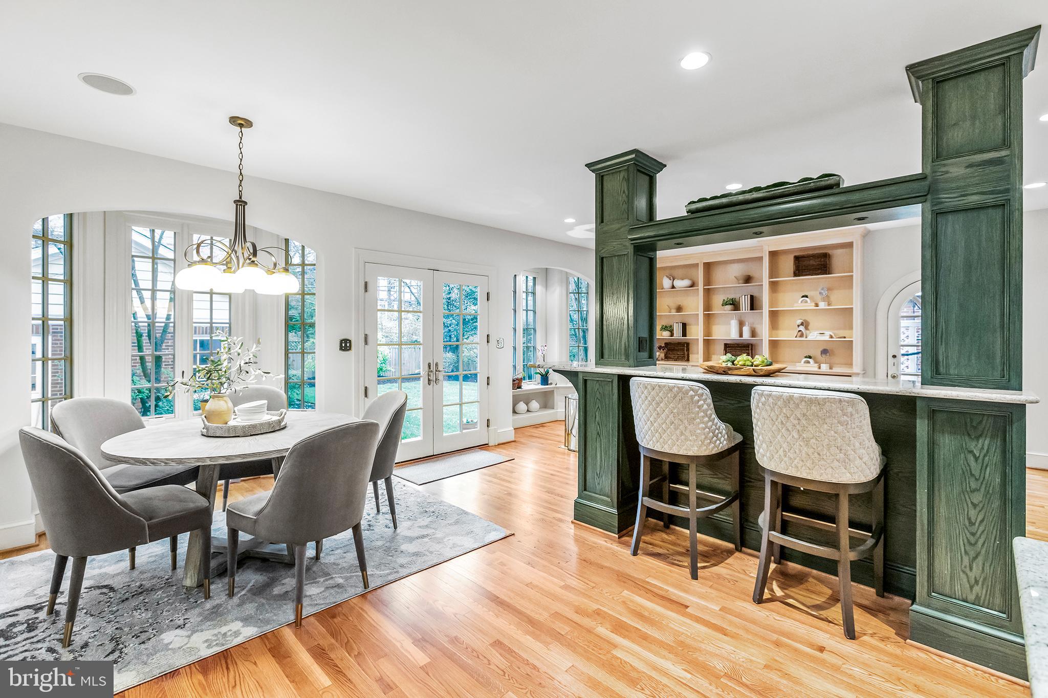 CHEVY CHASE VILLAGE - Residential