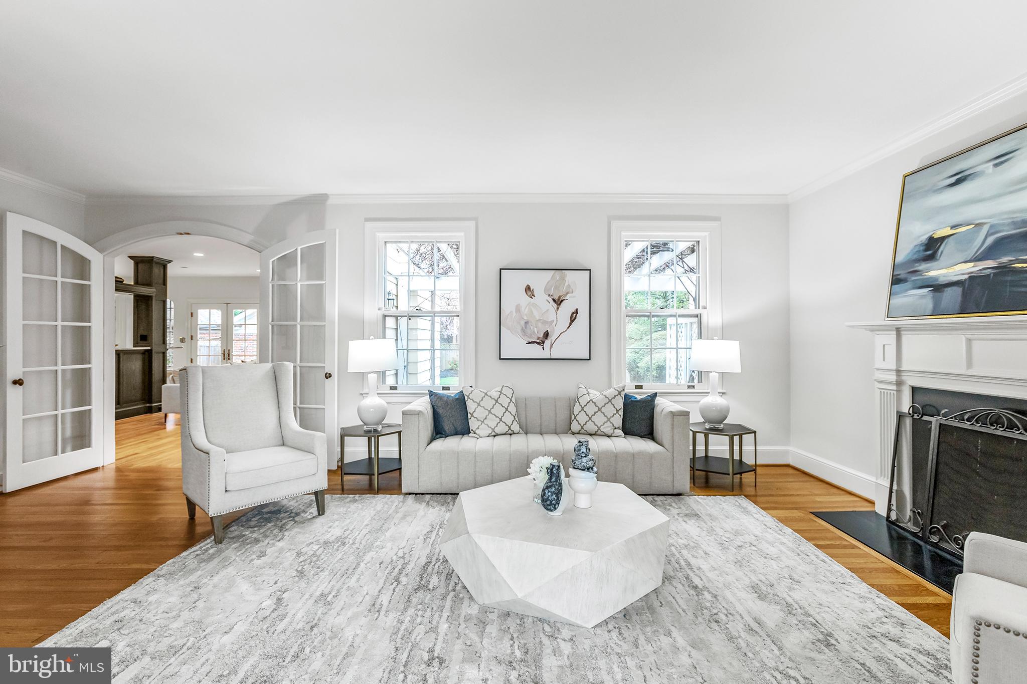 CHEVY CHASE VILLAGE - Residential