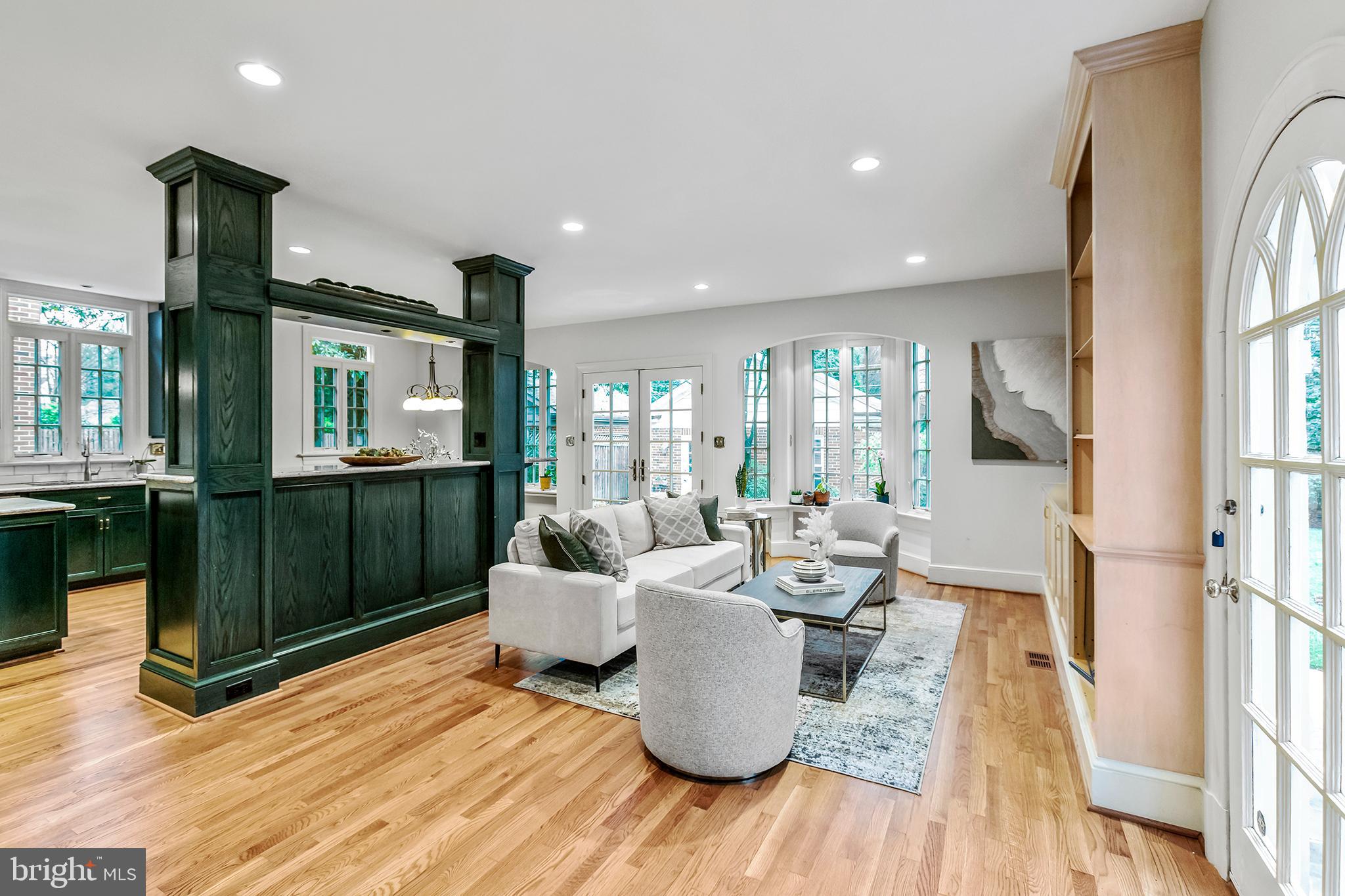 CHEVY CHASE VILLAGE - Residential