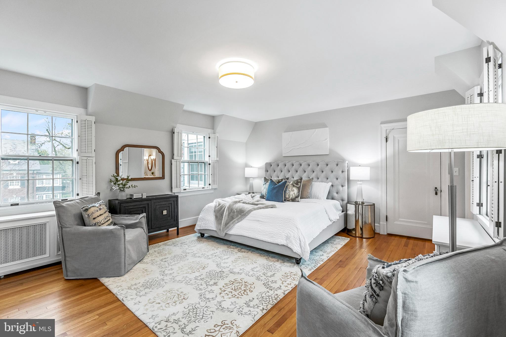 CHEVY CHASE VILLAGE - Residential