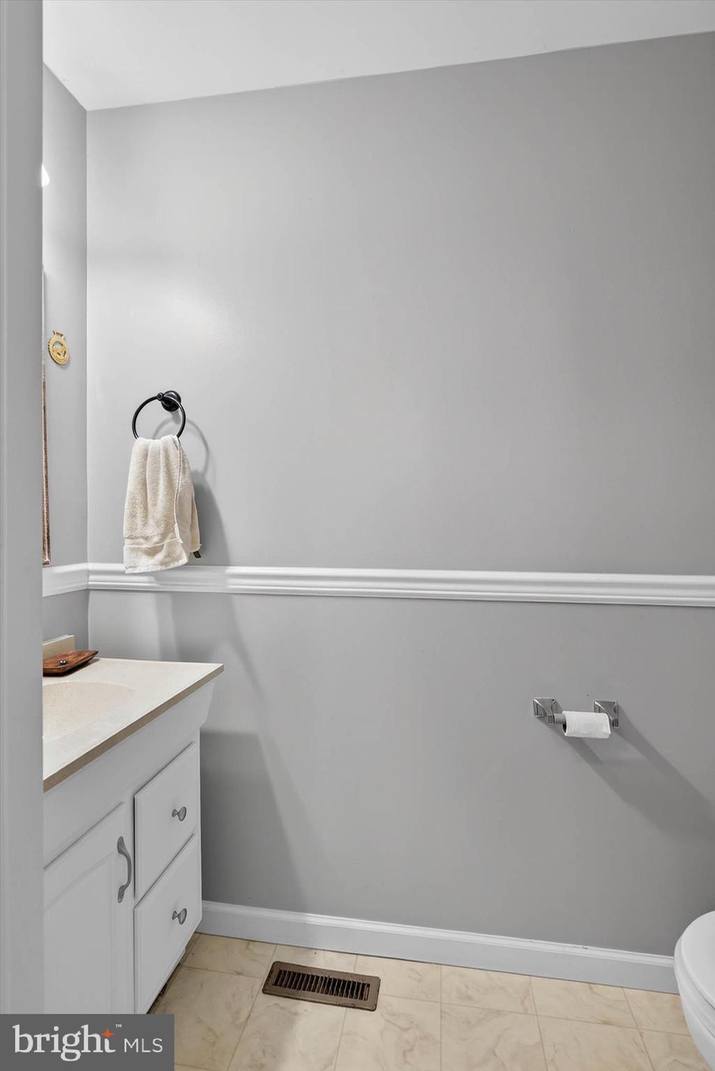 LINCOLNS MEADOW - Residential