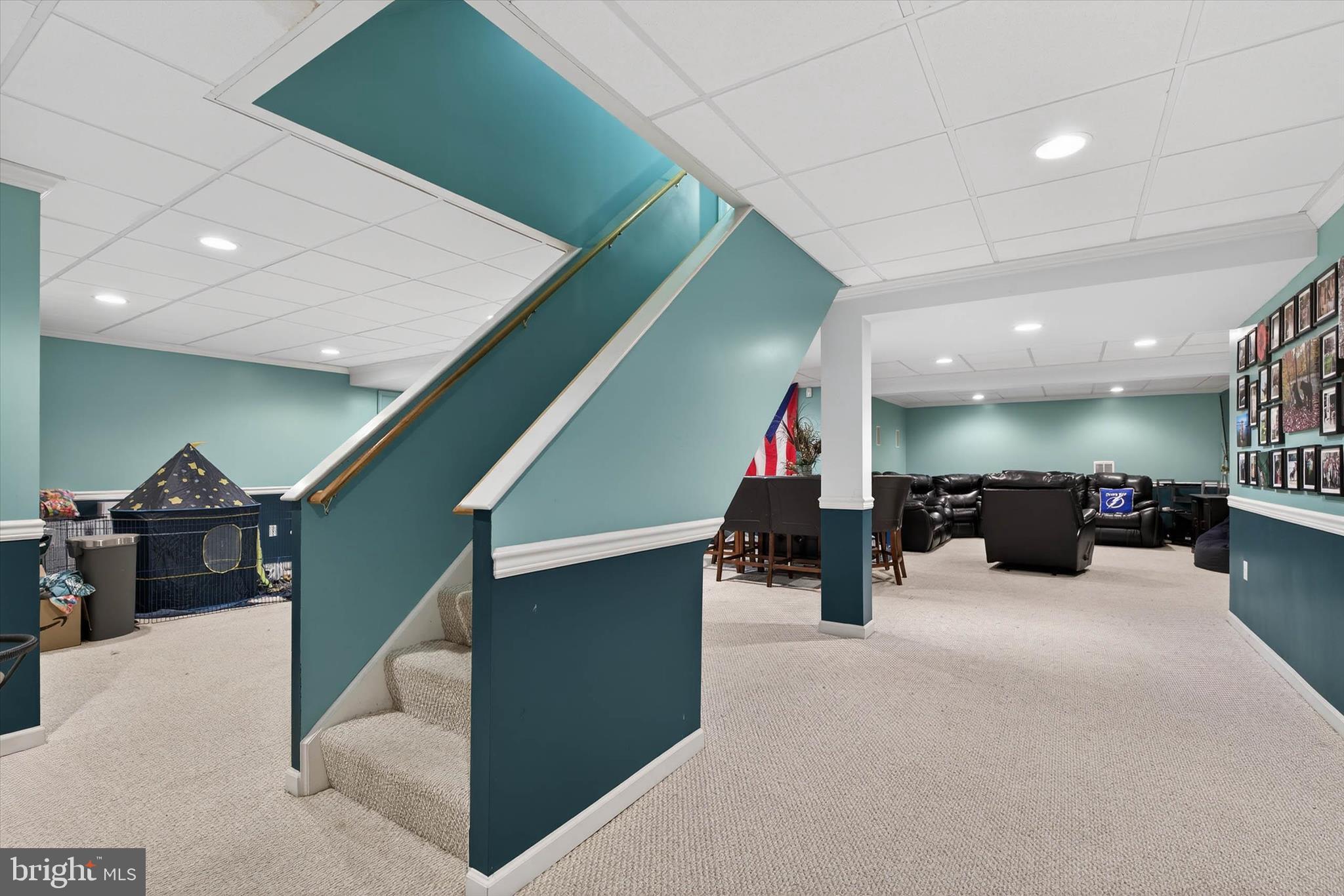 LINCOLNS MEADOW - Residential