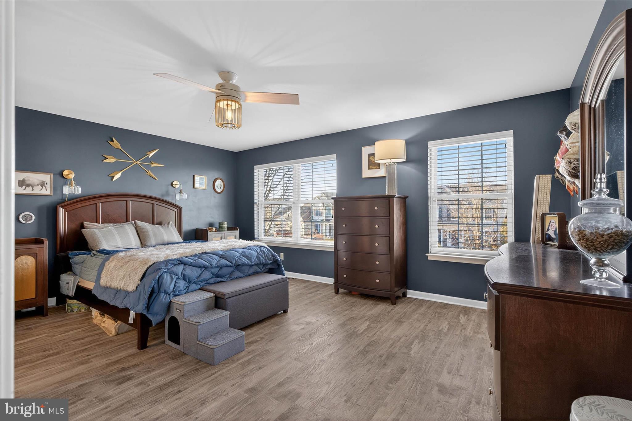 LINCOLNS MEADOW - Residential