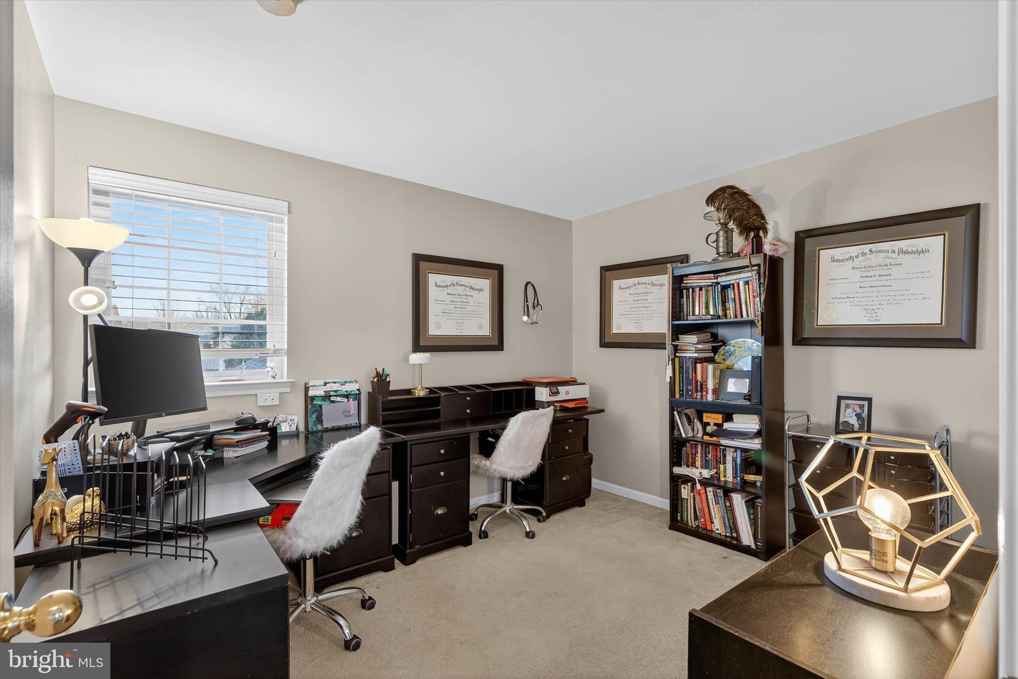 LINCOLNS MEADOW - Residential