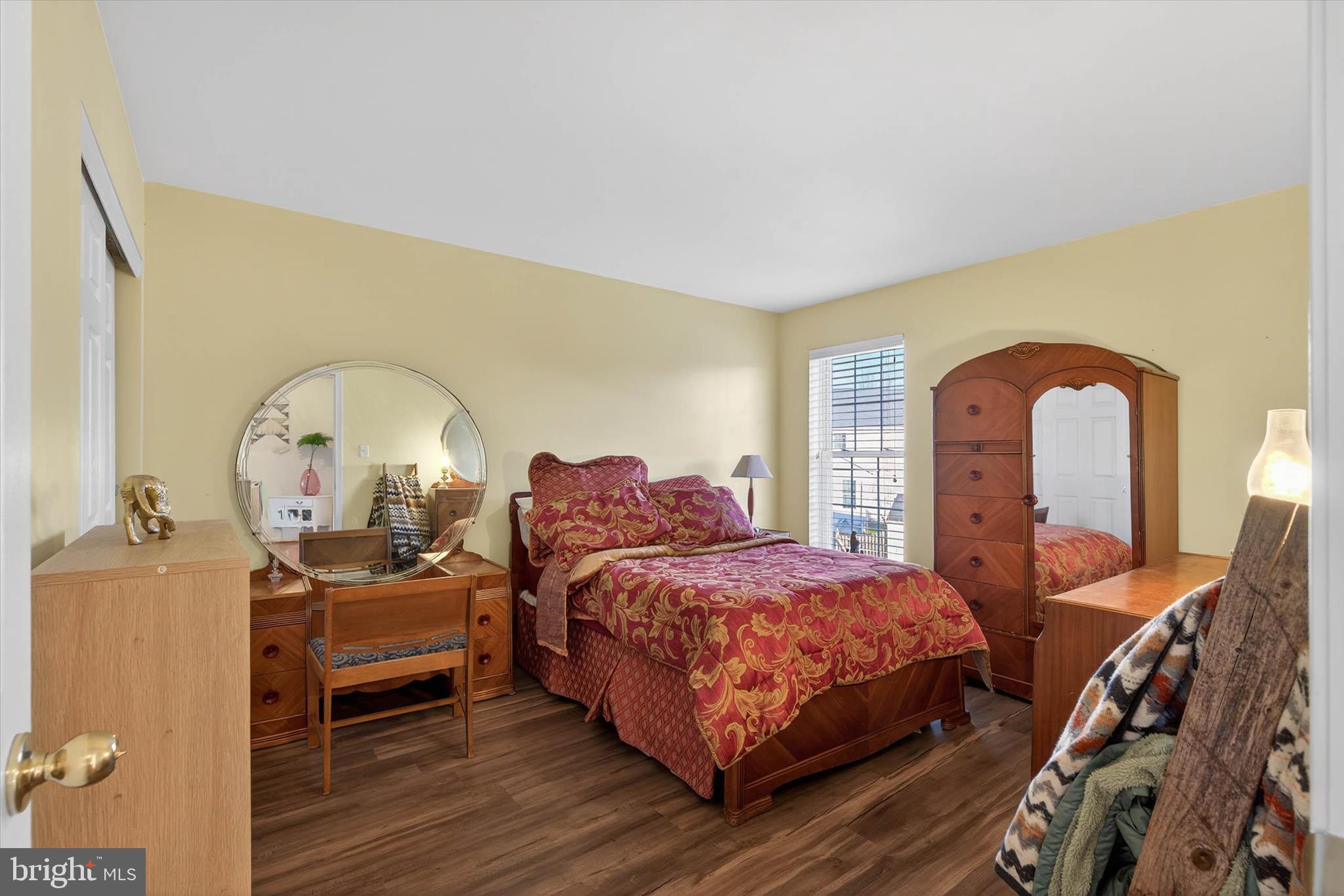 LINCOLNS MEADOW - Residential