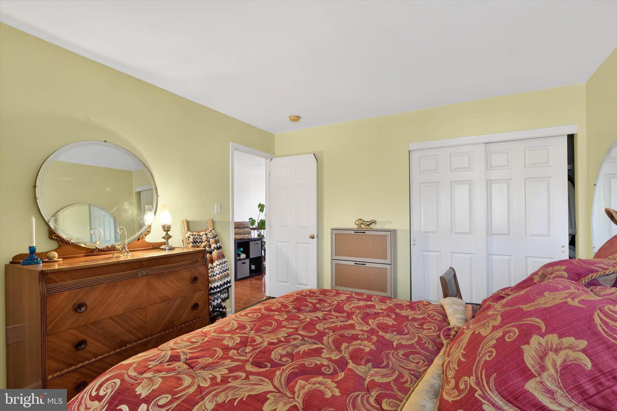 LINCOLNS MEADOW - Residential