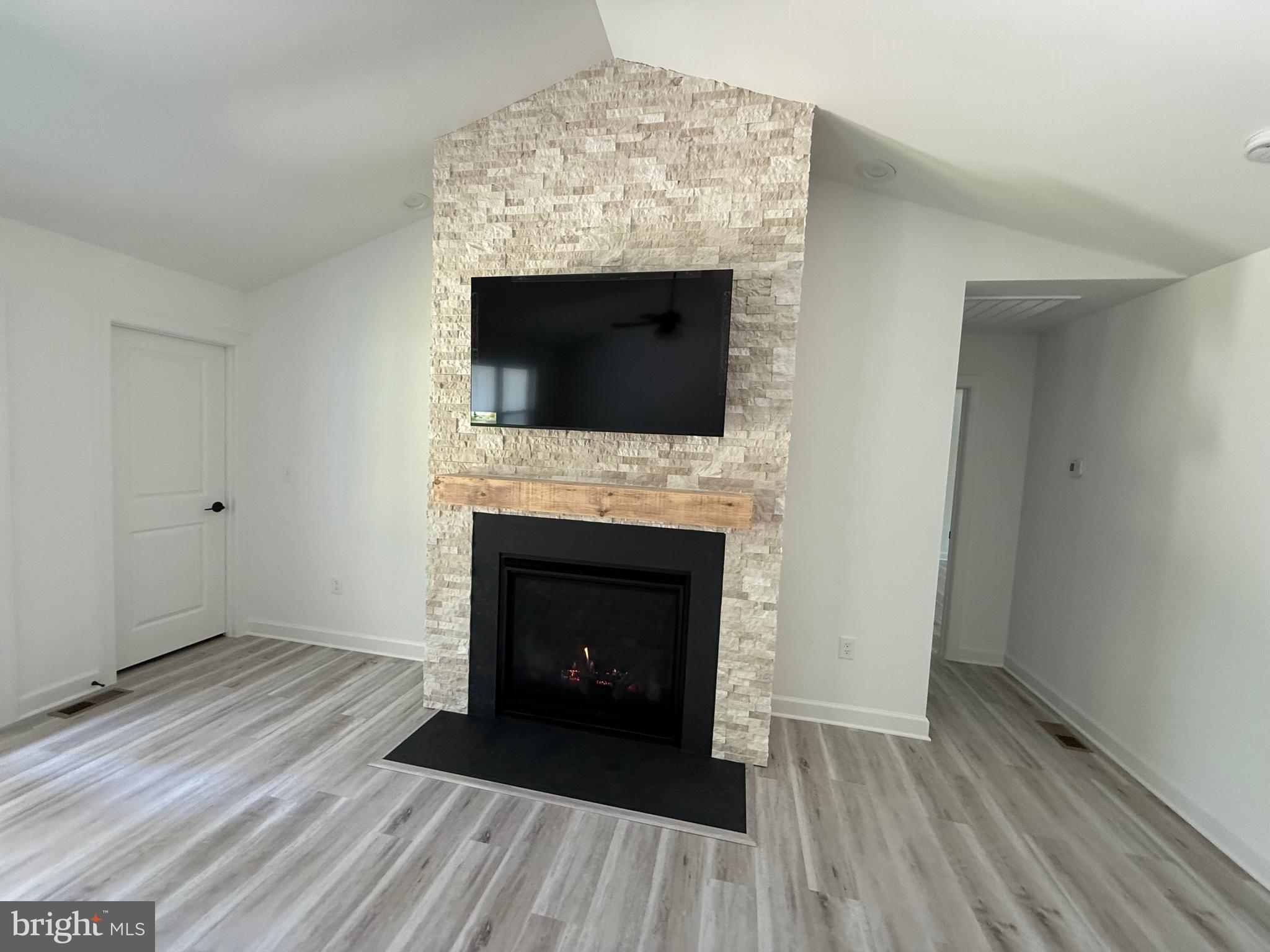 LAKE OF THE WOODS - Residential